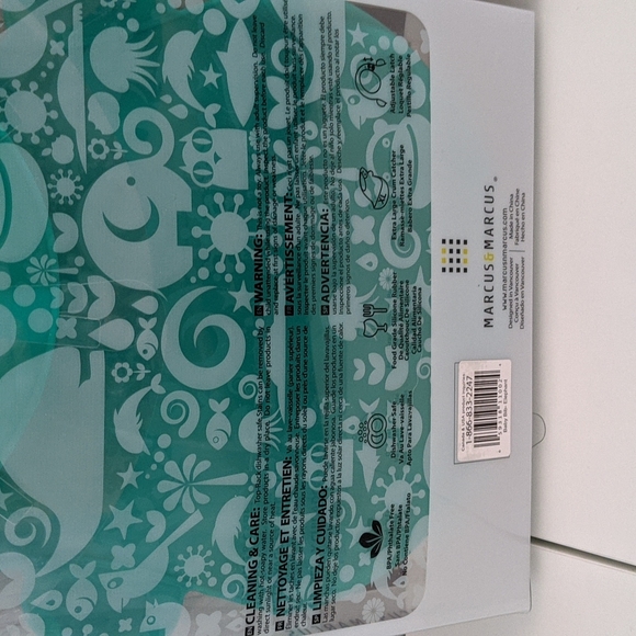 Marcus & Marcus elephant 🐘 spoon & bib - teal - Picture 3 of 3